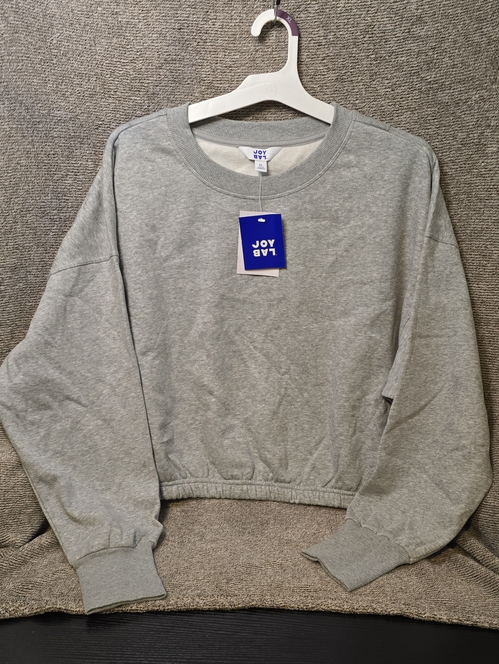 JoyLab Women’s Light Grey Crewneck Sweatshirt